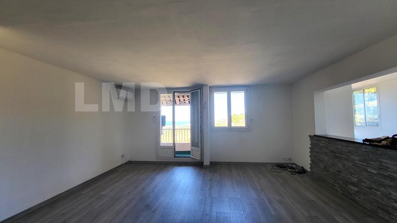 Appartement - 82 m² - 4 pièces