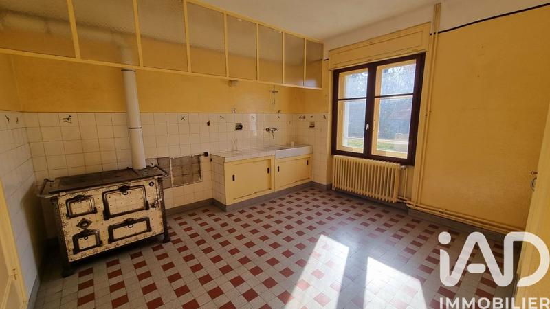 Maison - 192 m² - 9 pièces