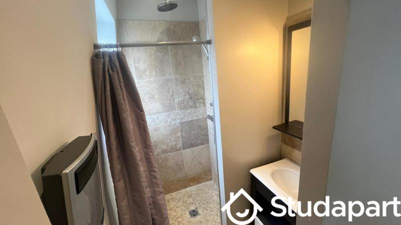 Chambre - 15 m² - 1 pièce