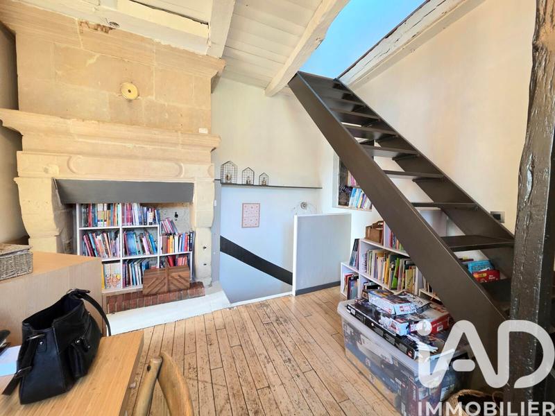 Maison - 294 m² - 10 pièces