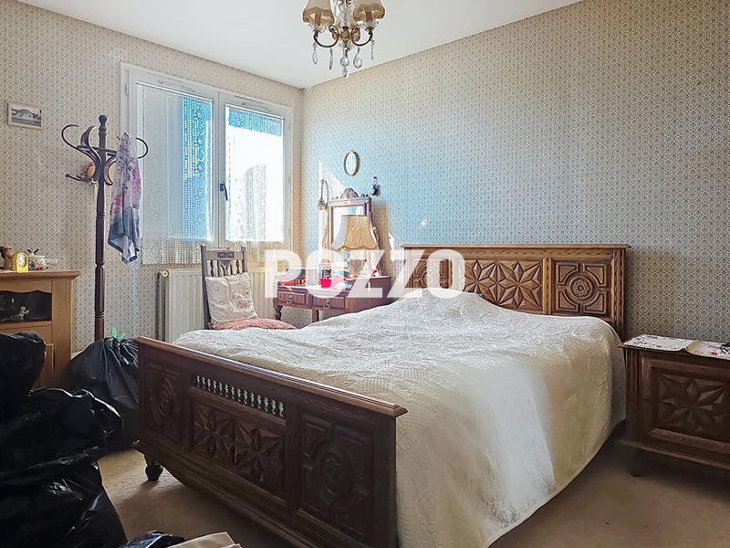 Appartement - 80 m² - 4 pièces