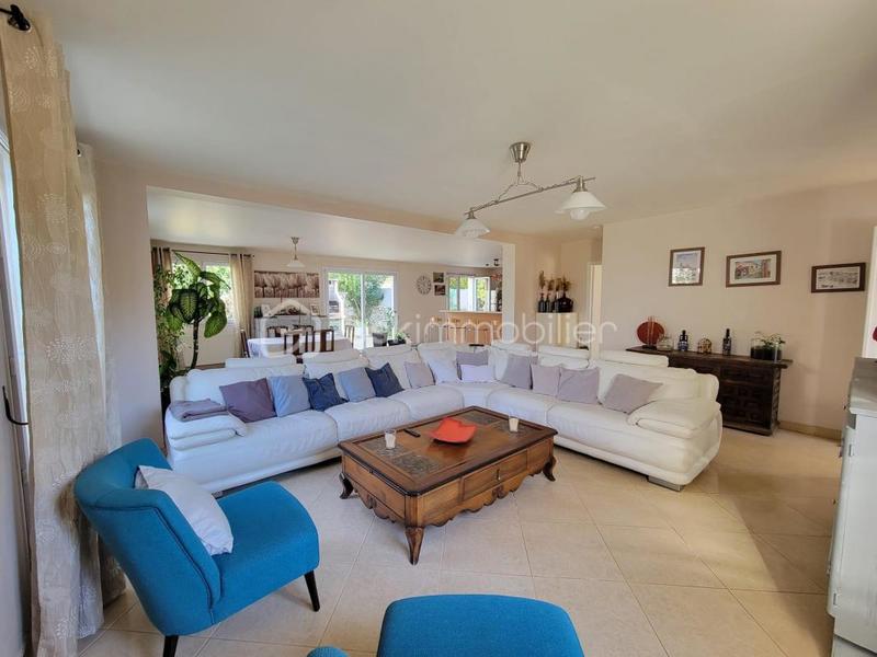 Pavillon - 168 m² - 7 pièces