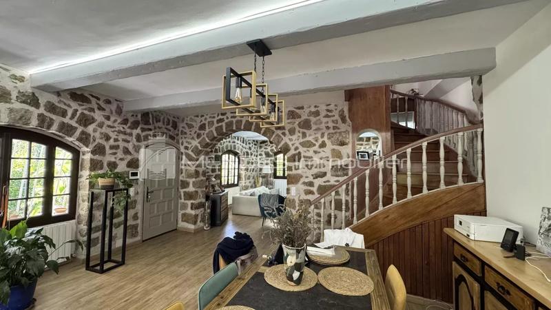 Villa - 138 m² - 5 pièces