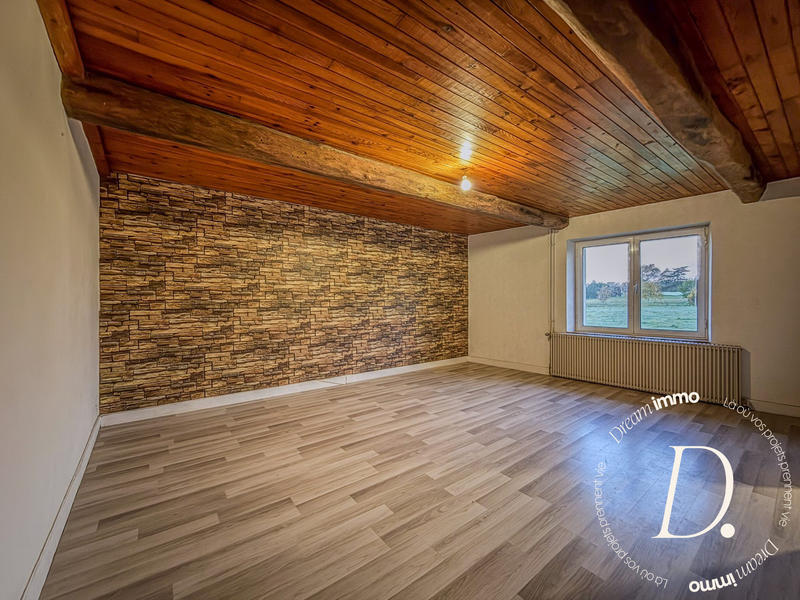 Maison - 230 m² - 7 pièces