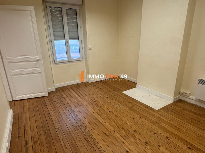 Bureau - 70 m² - 4 pièces