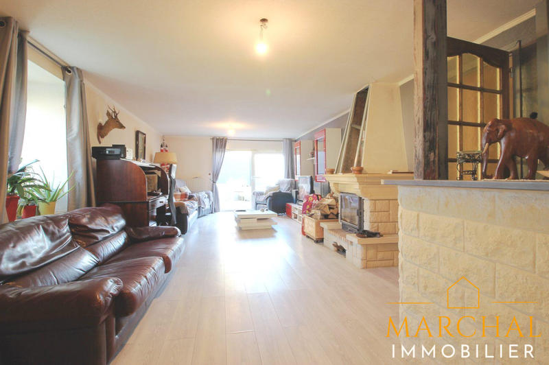 Maison - 180 m² - 6 pièces