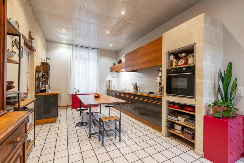 Maison de maîtres - 353 m² - 10 pièces