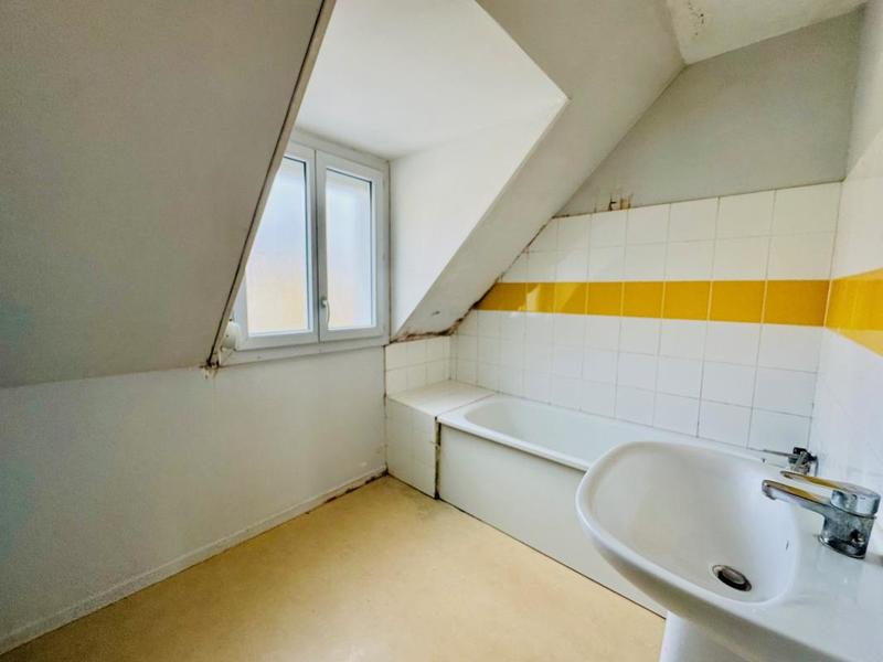 Maison - 103 m² - 5 pièces