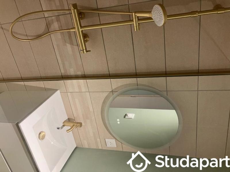 Chambre - 12 m² - 1 pièce