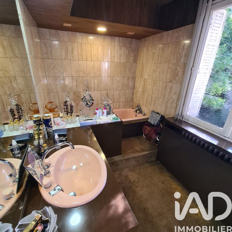 Maison - 178 m² - 7 pièces