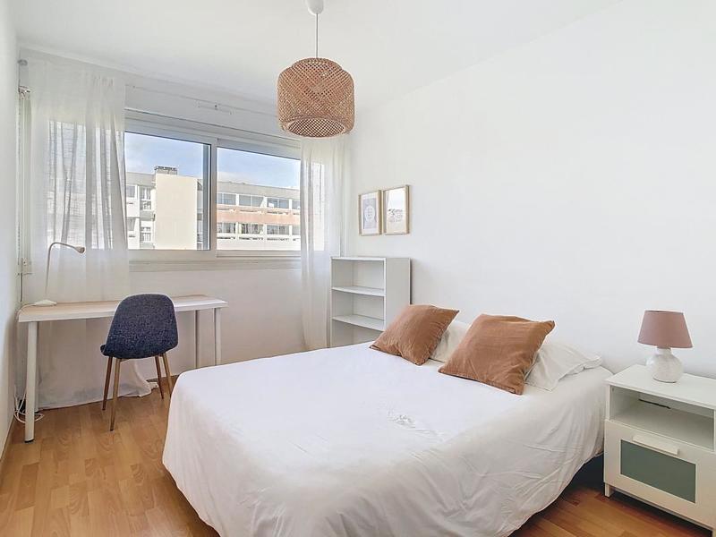 Appartement - 100 m² - 5 pièces