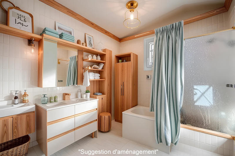 Propriété - 220 m² - 9 pièces