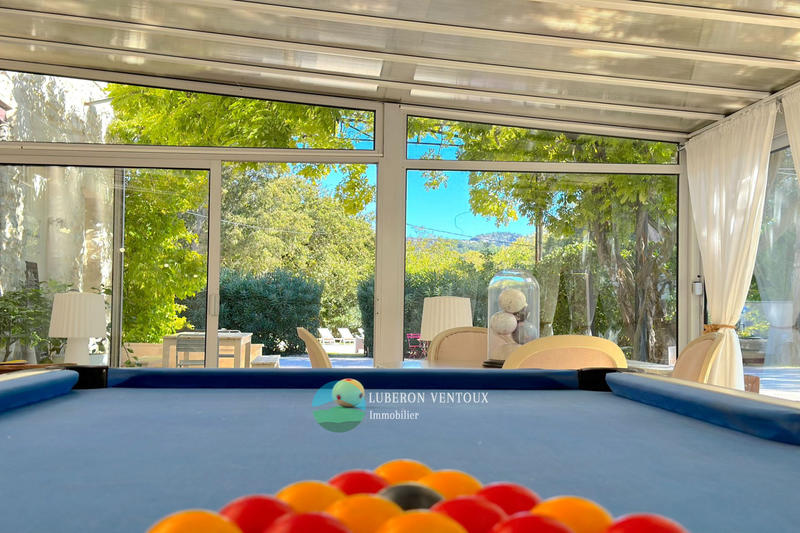 Propriété - 408 m² - 15 pièces