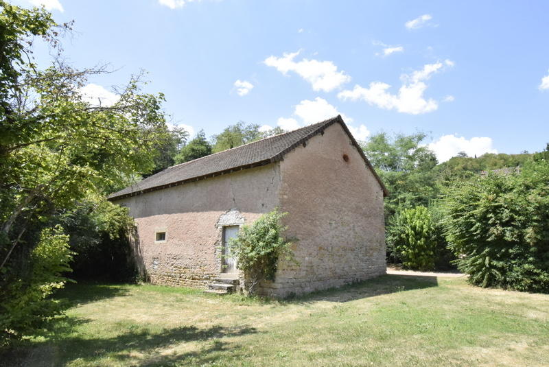 Maison - 330 m² - 10 pièces