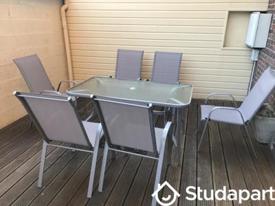 Chambre - 10 m² - 1 pièce