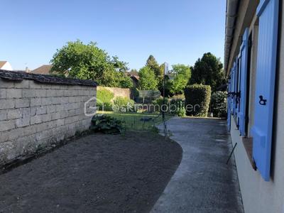 Maison de village - 85 m² - 4 pièces