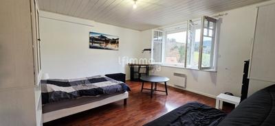 Studio - 28 m² - 1 pièce