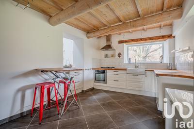 Maison - 200 m² - 10 pièces