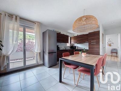 Appartement - 67 m² - 3 pièces