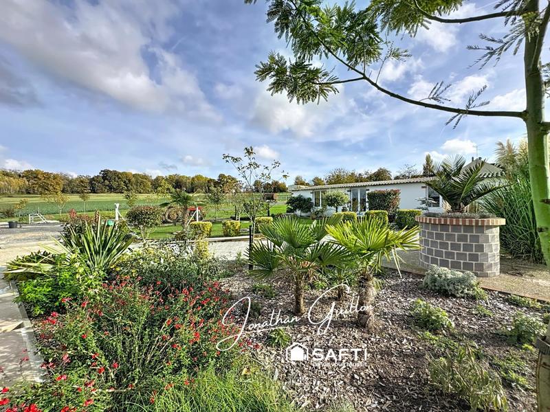 Maison - 255 m² - 8 pièces