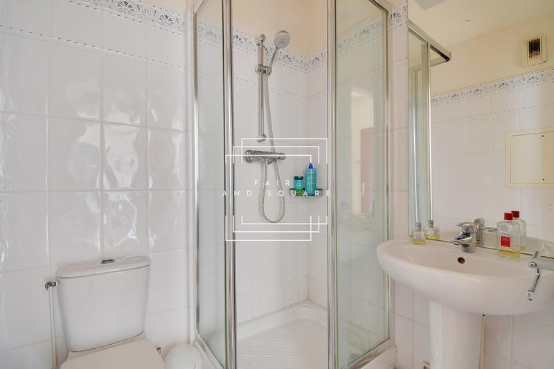 Appartement - 96 m² - 3 pièces