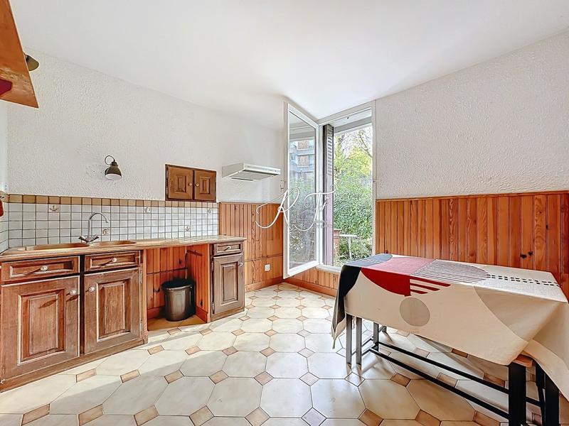 Appartement - 80 m² - 3 pièces