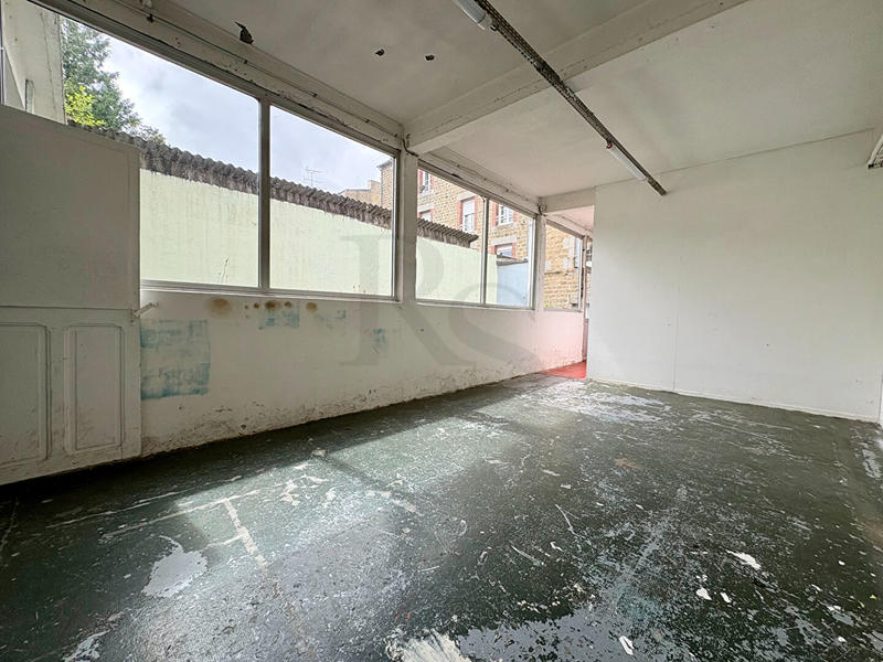 Immeuble - 6 pièces