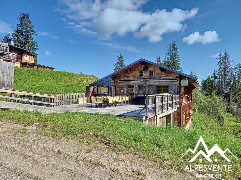 Châlet - 179 m² - 8 pièces