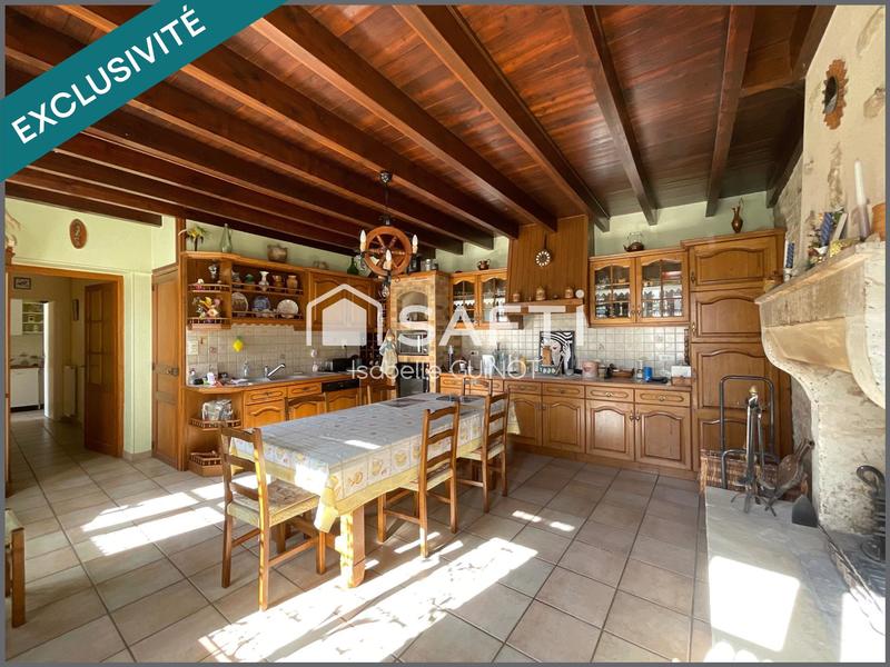 Maison - 172 m² - 8 pièces