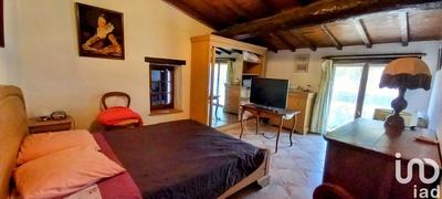 Maison - 174 m² - 5 pièces