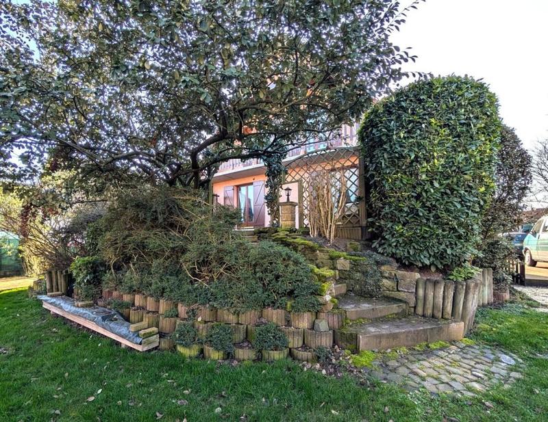 Maison - 99 m² - 5 pièces