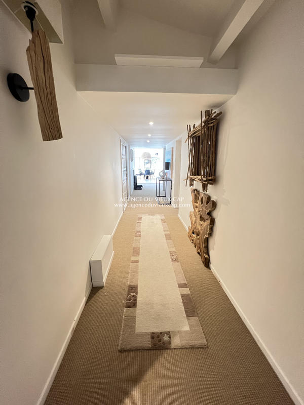 Appartement - 184 m² - 5 pièces