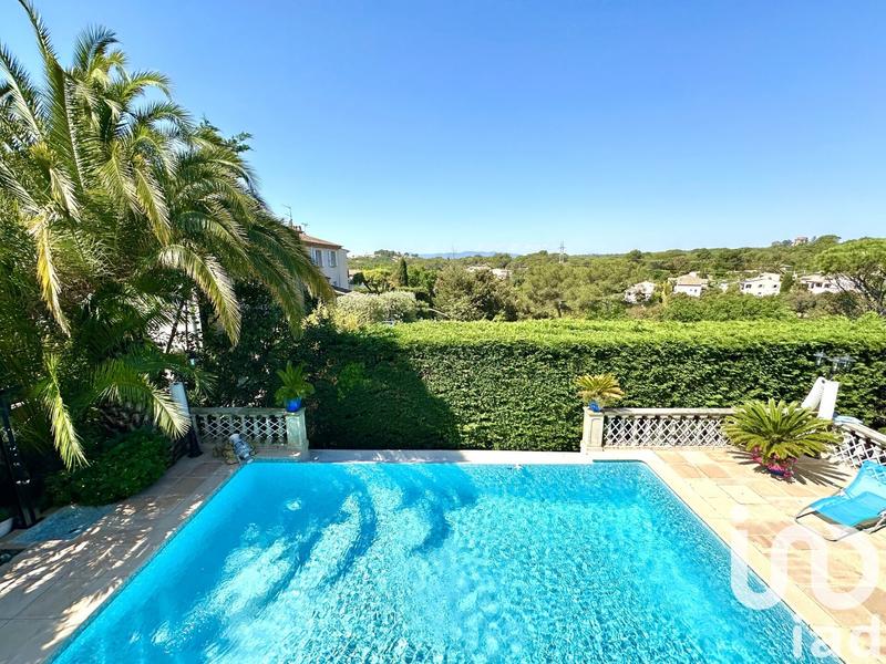 Maison - 136 m² - 5 pièces