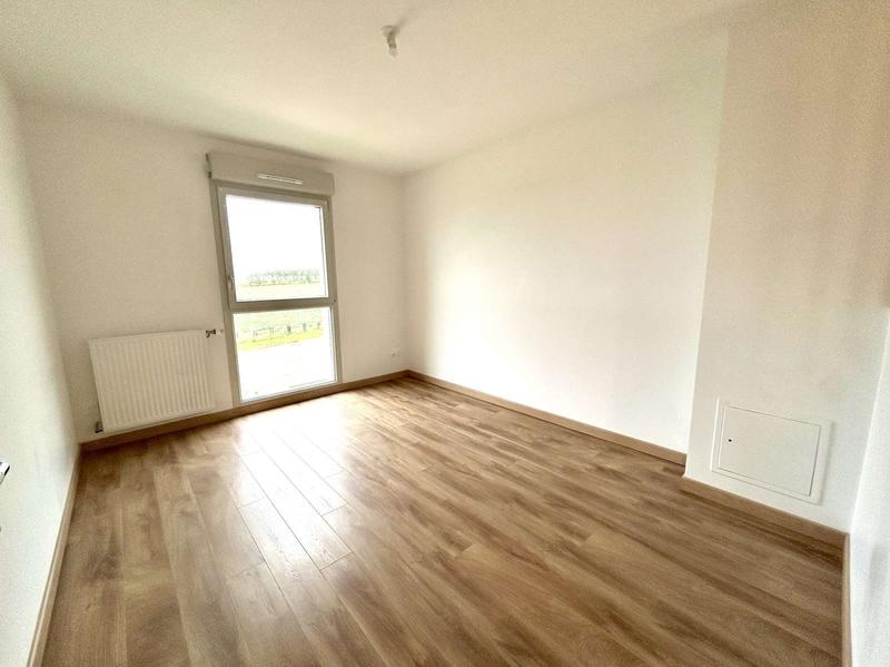 Appartement - 80 m² - 5 pièces