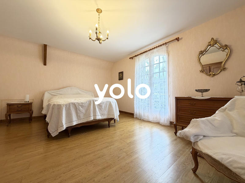 Maison traditionnelle - 144 m² - 6 pièces