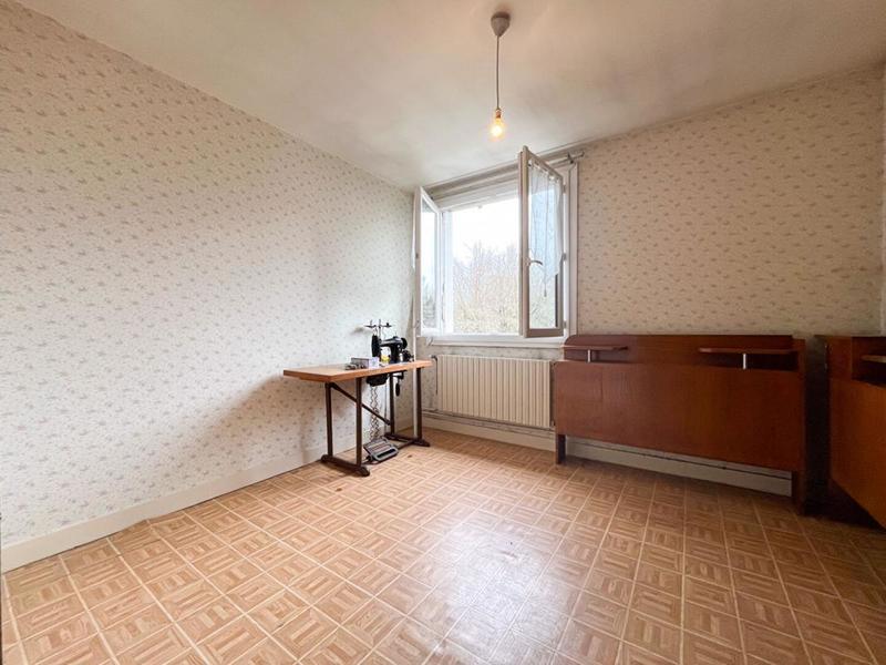 Maison - 104 m² - 6 pièces