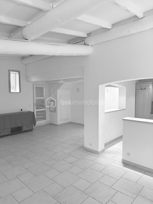 Maison traditionnelle - 170 m² - 7 pièces