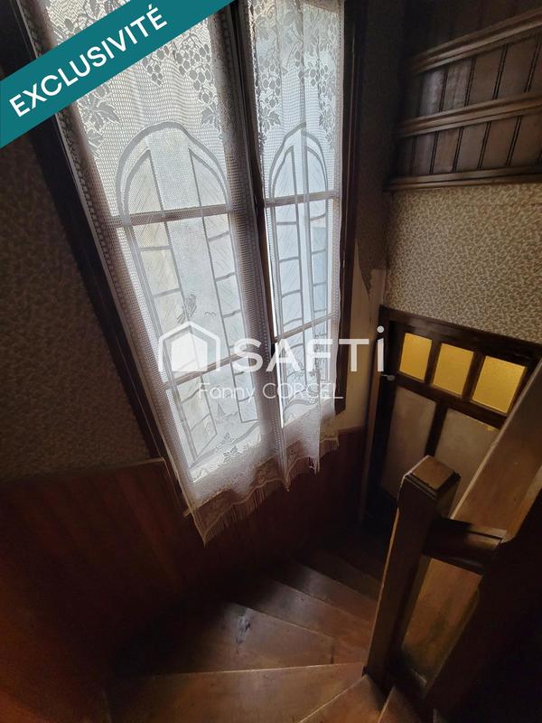 Maison - 96 m² - 5 pièces