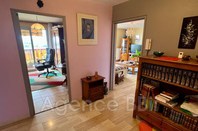 Appartement - 75 m² - 4 pièces