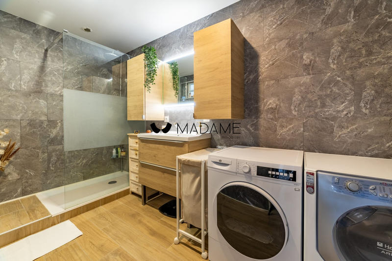 Appartement - 87 m² - 3 pièces