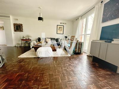 Appartement - 83 m² - 4 pièces