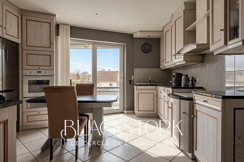 Maison - 170 m² - 5 pièces