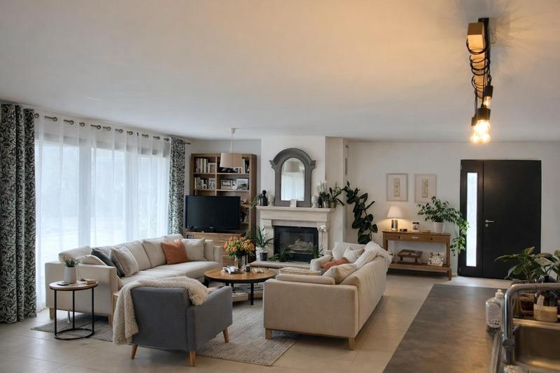 Maison - 160 m² - 6 pièces