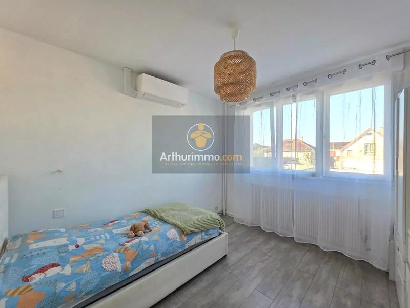 Maison - 180 m² - 6 pièces