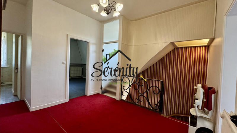 Maison - 225 m² - 7 pièces