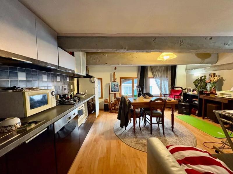 Appartement - 350 m² - 8 pièces