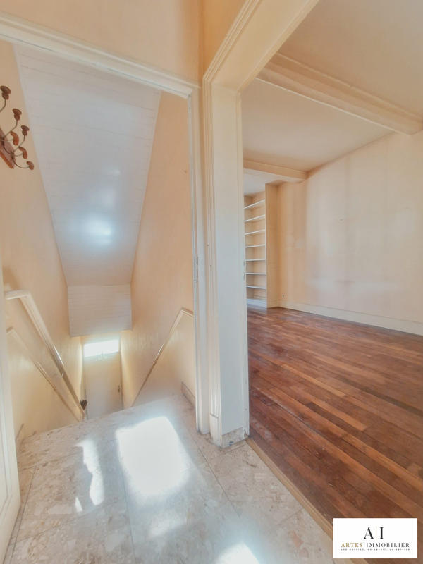 Maison - 145 m² - 6 pièces