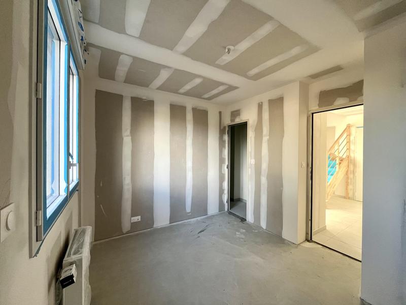 Maison - 91 m² - 5 pièces