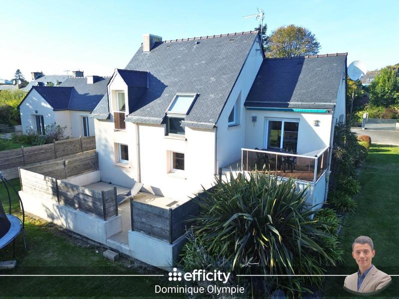 Maison - 105 m² - 5 pièces