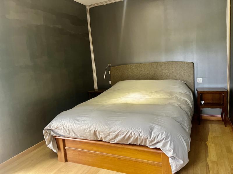 Maison traditionnelle - 252 m² - 6 pièces